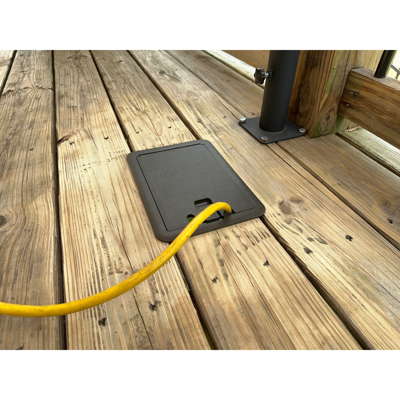 Lew Electric DB-1-DB-GFI Weatherproof Outdoor Deck Power Box Kit Brown ...